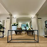 Tenuta Il Poggio - Luxury 4* Felegara