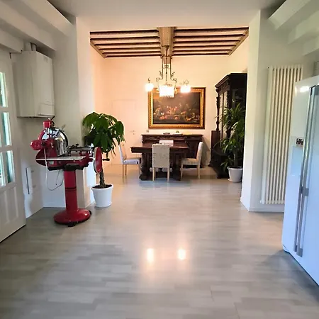 Bed & Breakfast Tenuta Il Poggio - Luxury Felegara