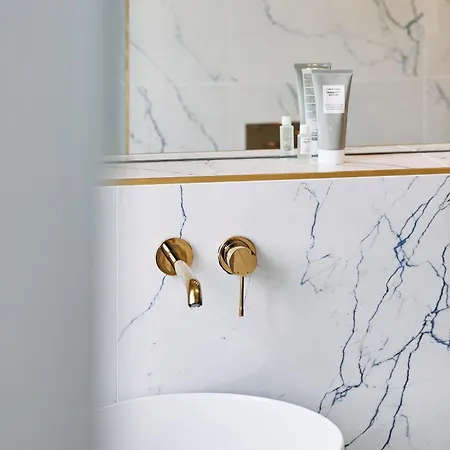 Tenuta Il Poggio - Luxury 4* Felegara