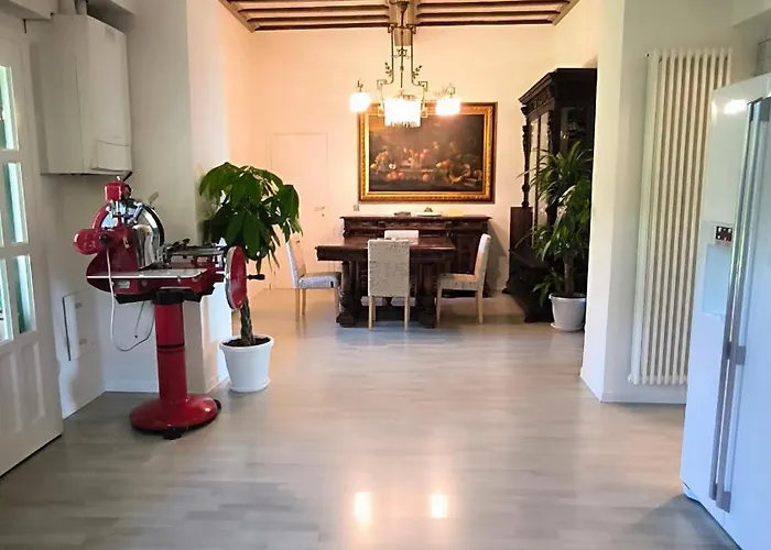 住宿加早餐酒店 Tenuta Il Poggio - Luxury Felegara