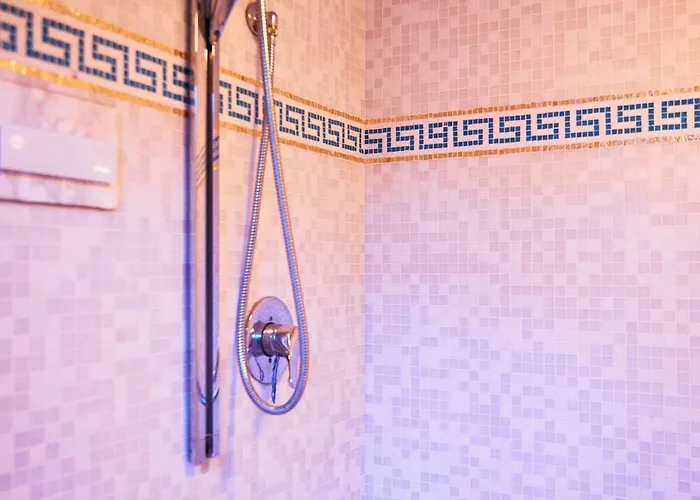 Tenuta Il Poggio - Luxury 4* Felegara